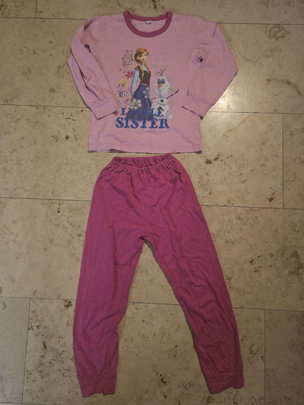 Pyjamas & Ähnliches: 2x Pyjama Set, Gr. 128/134, Top Zustand, Mädchen – Gebraucht aus Lommiswil von PositiveVibe 3