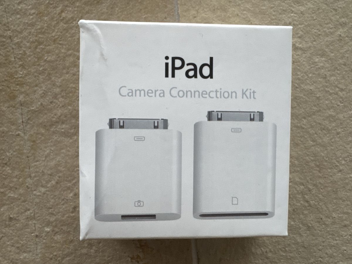 Apple Unità & Adattatore: Original iPad Camera Connection Kit - originalverpackt! – Nuovo e nell'imballaggio originale da Zumikon venduto da 19monica75