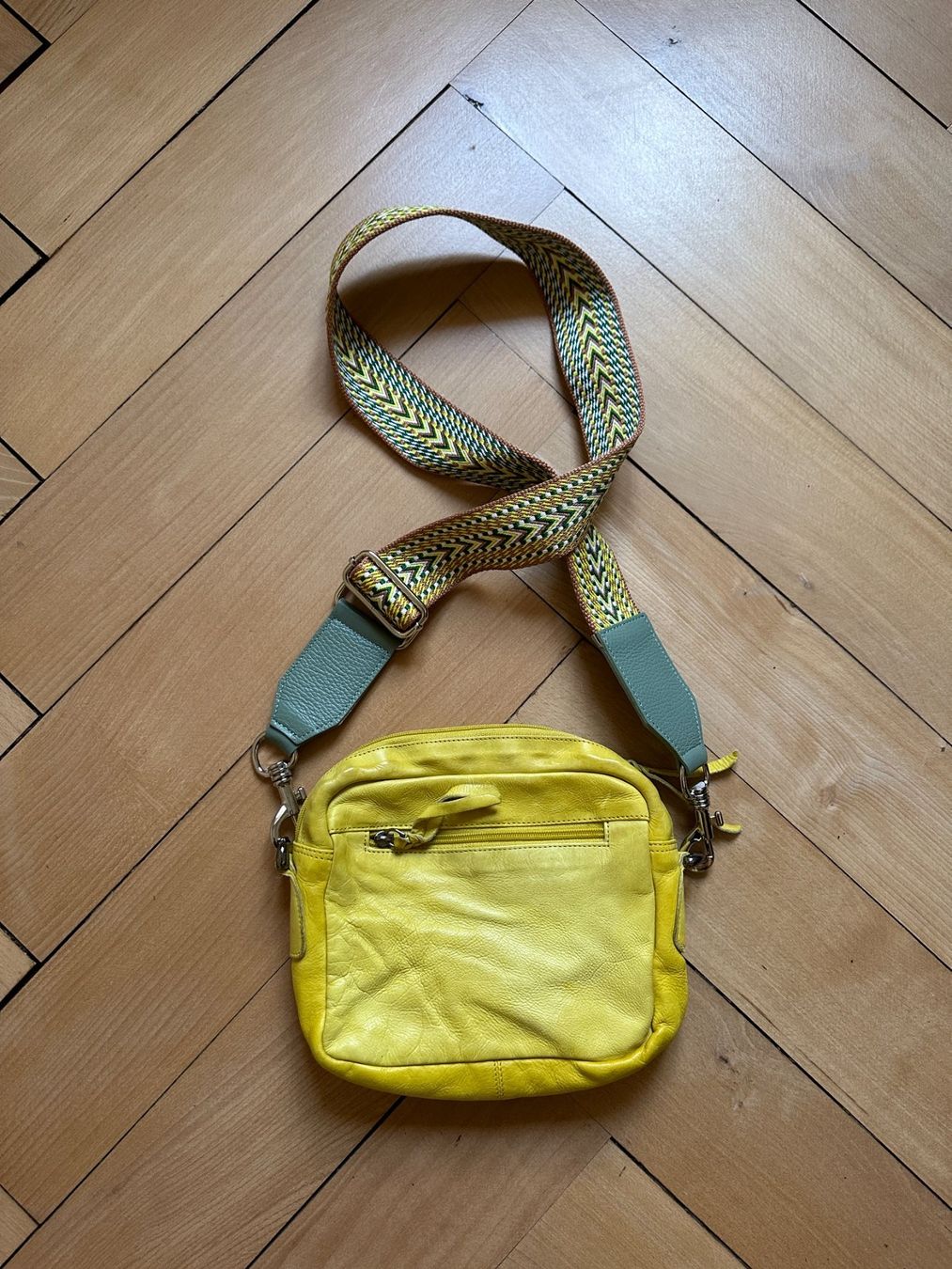 Taschen für Damen: Leder Umhängetasche gelb – Gebraucht aus Zürich von Diazaio 2