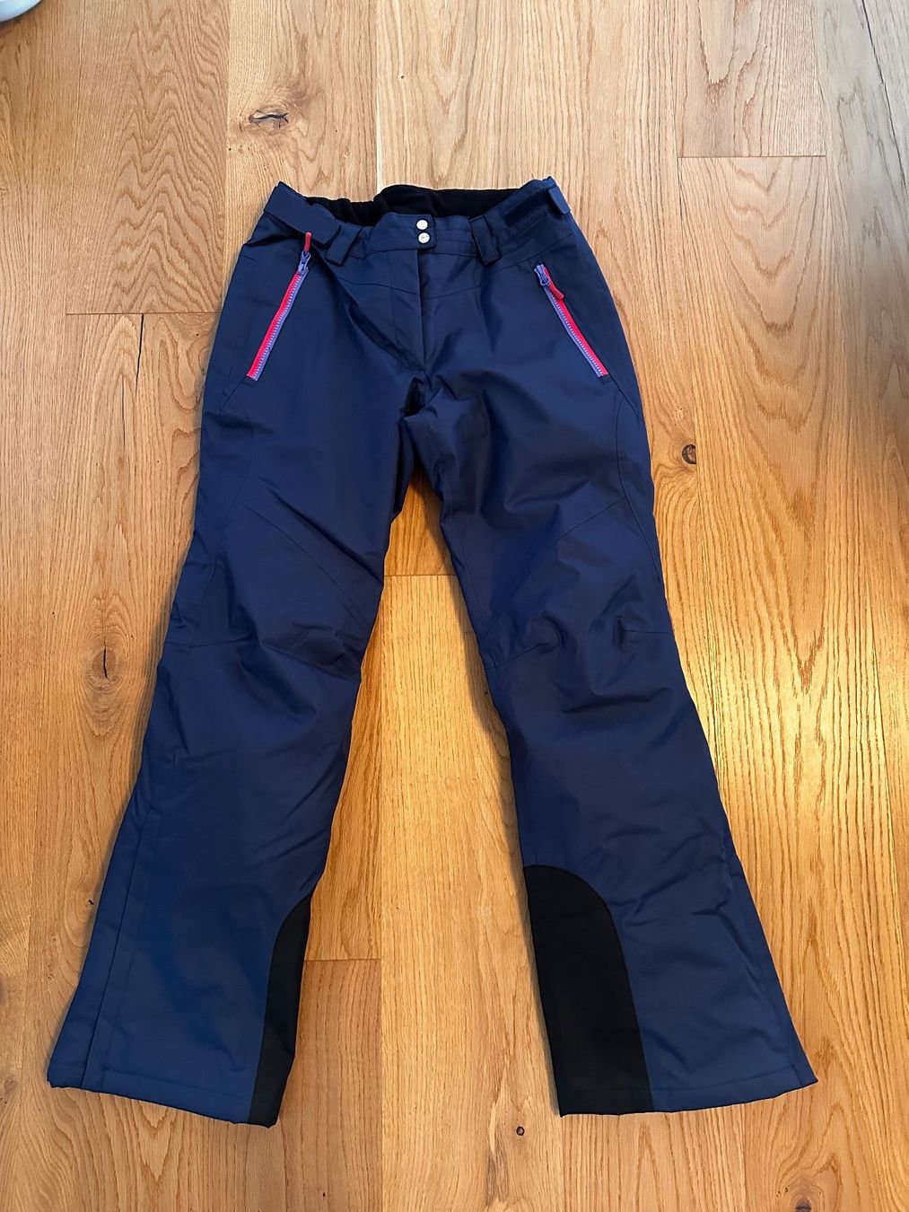 Tchibo Pantaloni: Tchibo Skihose Damen Gr. 36/38 – Usato da Sissach venduto da tapasu