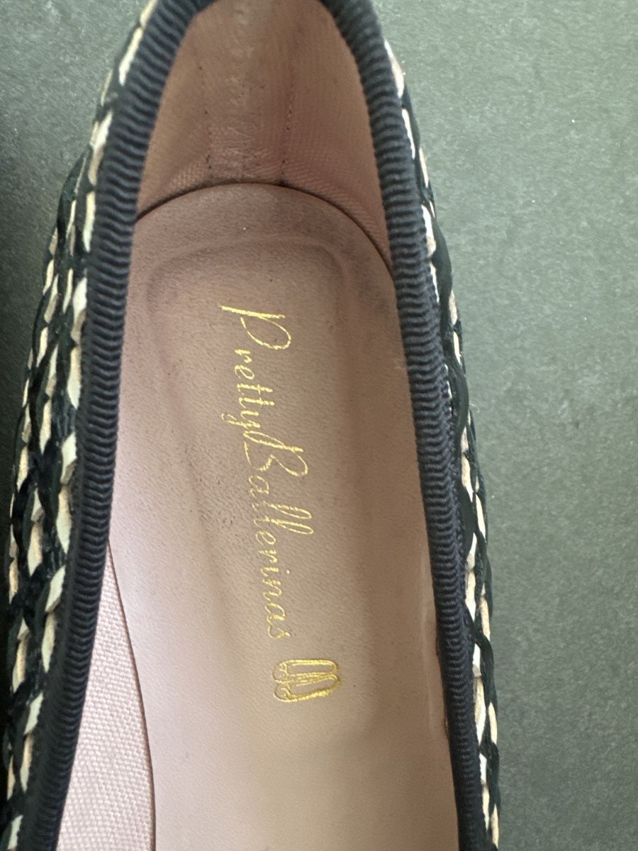 Damenschuhe: Pretty Ballerinas Gr. 42 schwarz-beige – Neu (gemäss Beschreibung) aus Muttenz von Winzaren 1