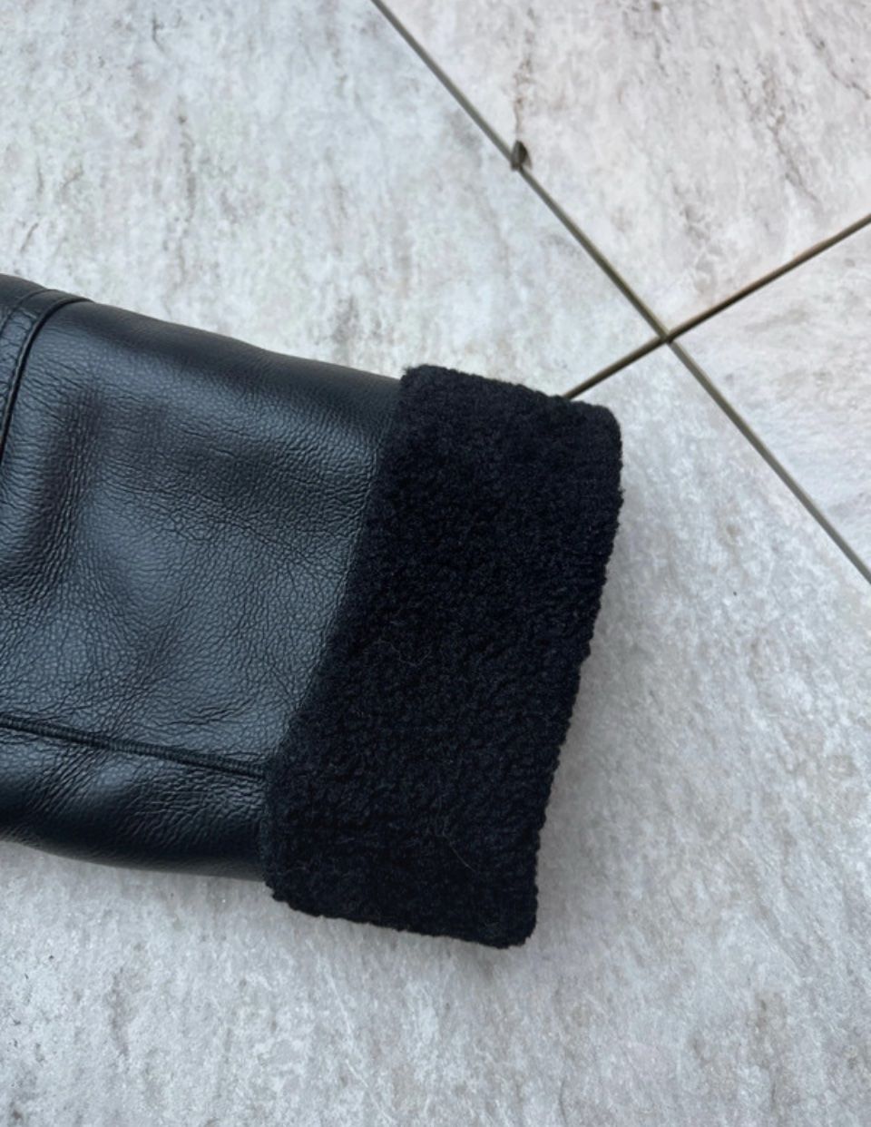 Cappotti: Sheepskin Coat – Usato da Basel venduto da as_rcrd 3