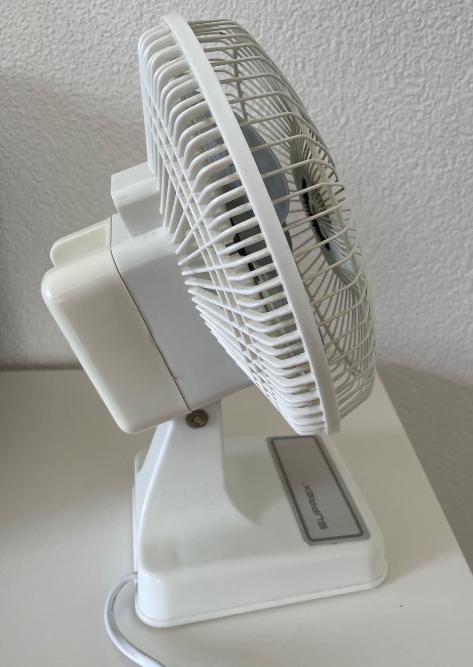 Ventilatori: Tisch - Ventilator weiss, 2 Stufen – Usato da Gümligen venduto da soleil149 1