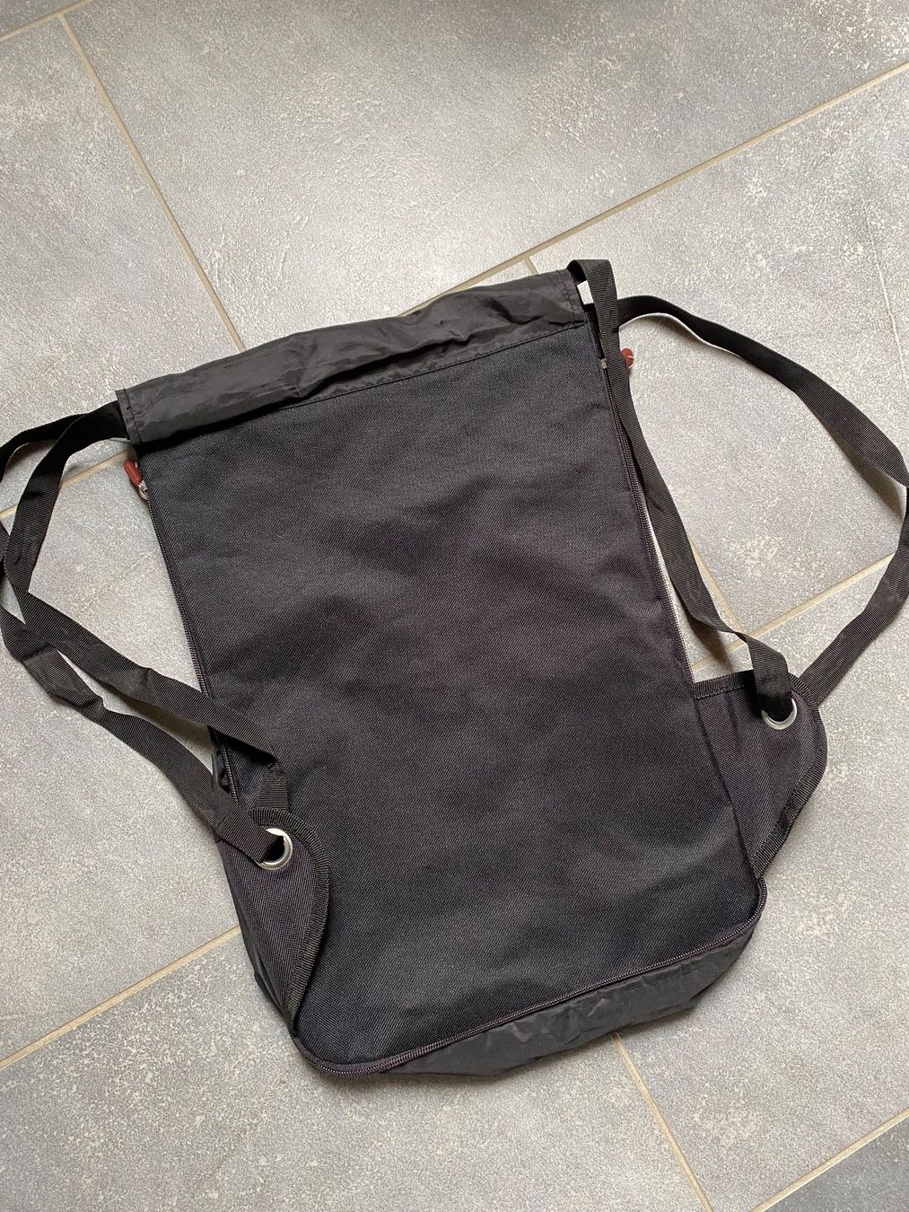 Zaini: Rucksack mit Necessaire – Usato da Krattigen venduto da Landado 2