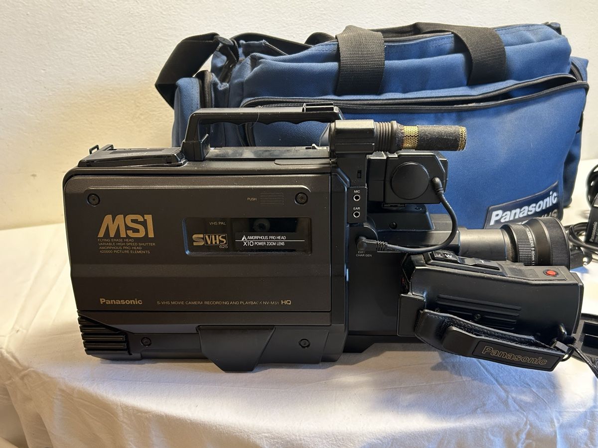Panasonic Videocamere: Caméscope VHS Panasonic MS1  – Usato da Geneve venduto da Fil1997 1