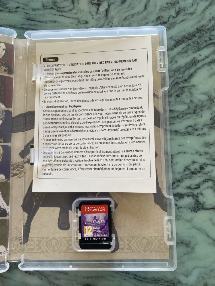 Nintendo Spiele: Nintendo Switch Fire Emblem Three Houses – Gebraucht aus Lausanne von lau_mwz7 1