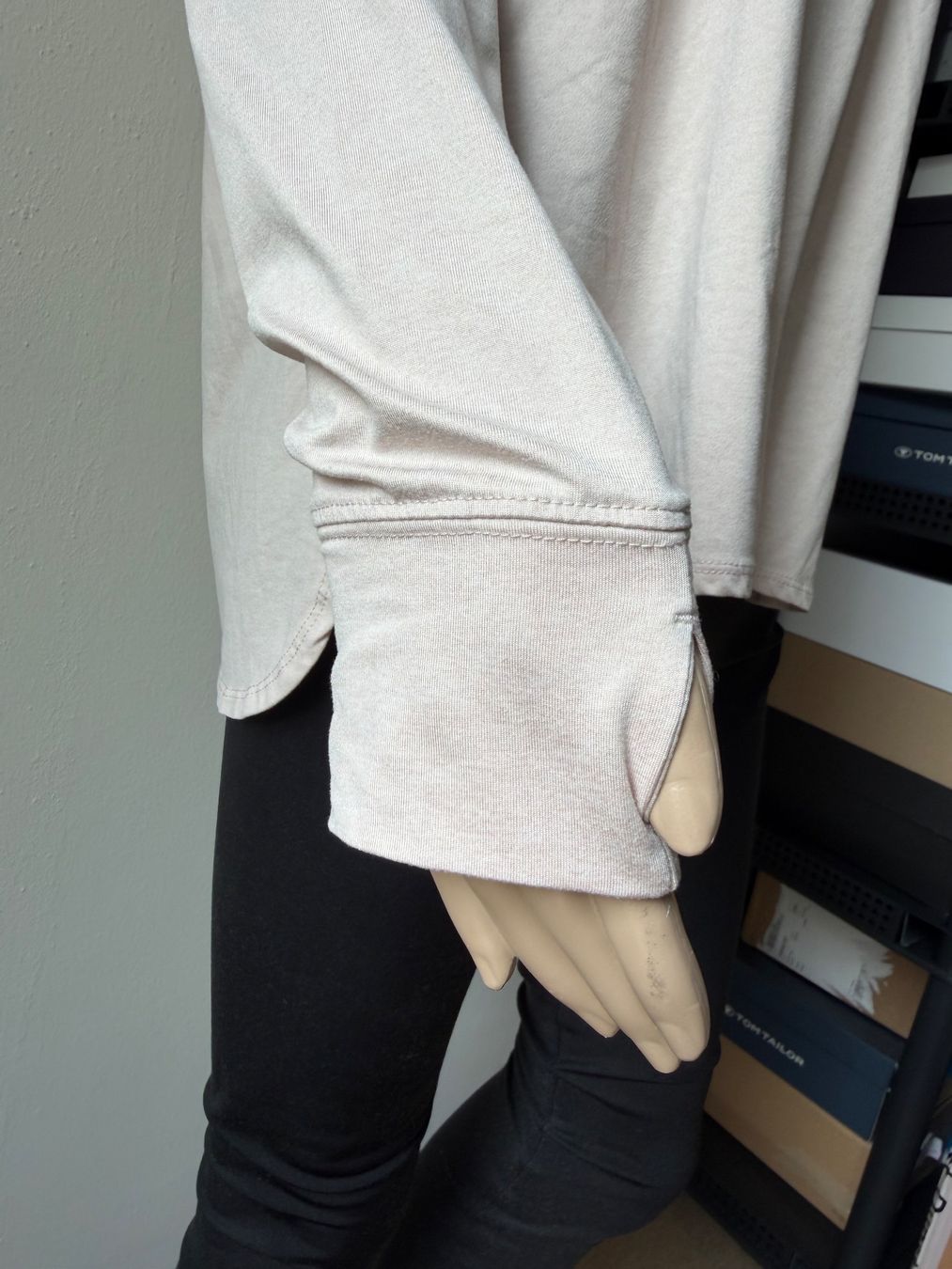 Maglioni & Felpe: ROOTS Langarmshirt 💗 – Usato da Zürich venduto da ClosetQueen 6