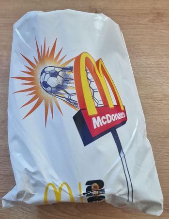 McDonalds Becher WM 2026 ungeöffnet