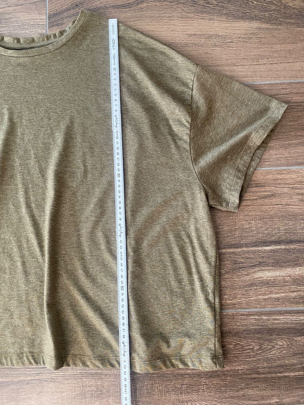 Asos T-Shirts: Asos T-Shirt oliv Gr. 52 – Gebraucht aus Pratteln von a23_j2gs 5