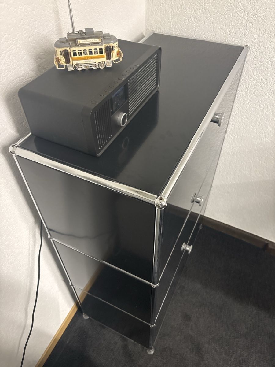 USM Cassettiere: Meuble de rangement USM Haller noir – Usato da Monthey venduto da LoveBrand 4