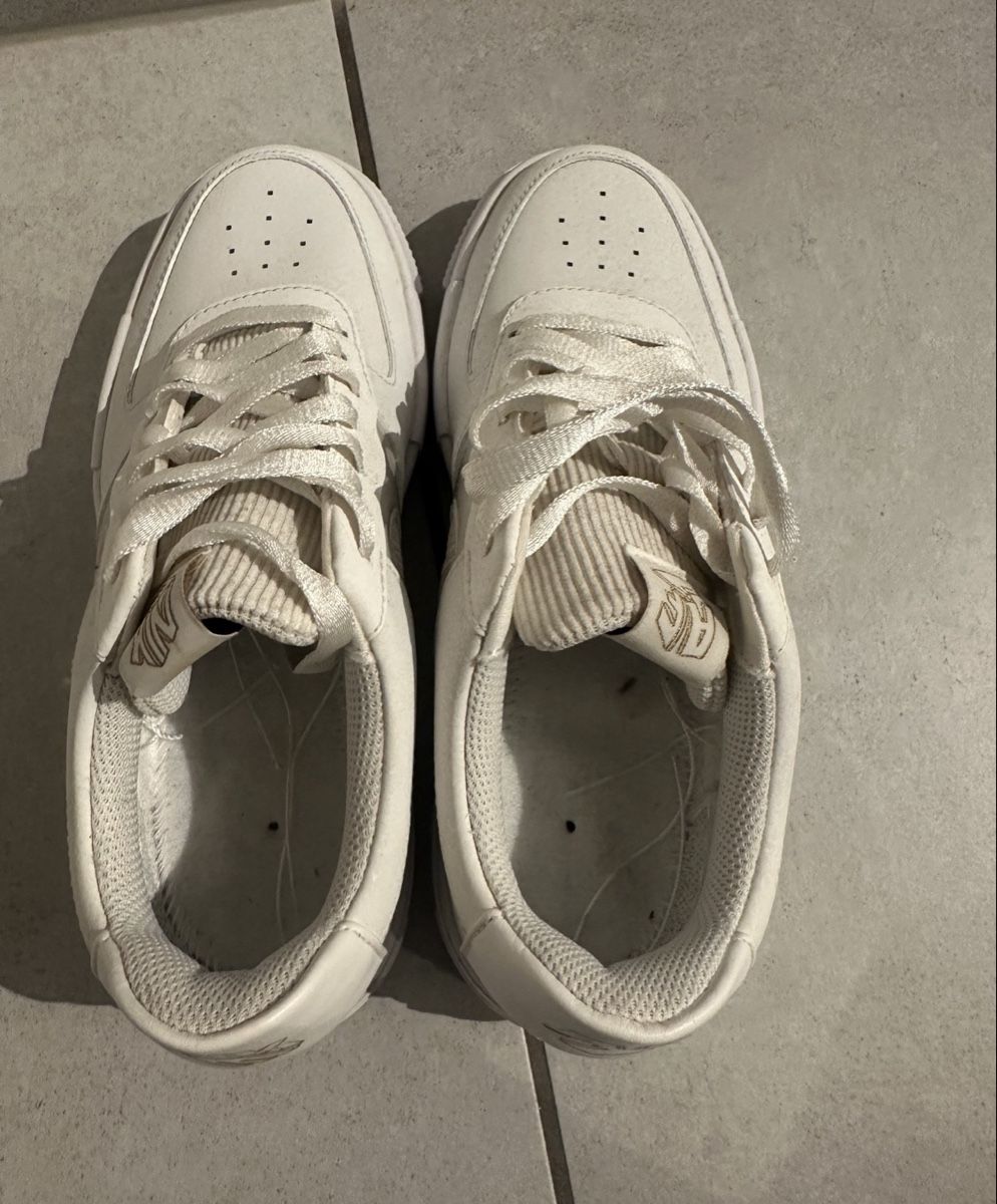 Nike Damenschuhe: Nike Air Force – Gebraucht aus Dornach von aze_h6rq 2
