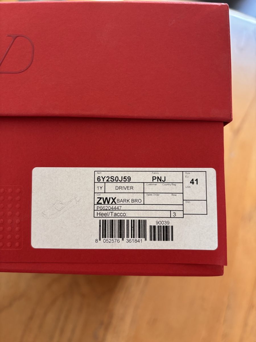 Valentino Herrenschuhe: Valentino Garavani Loafers – Neu und originalverpackt aus Zürich von Grothschild 8
