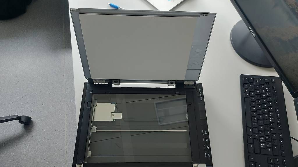 Canon Scanneurs: Scanner Canon CanoScan LiDE 700F – D'occasion à Hochdorf par beat_r 2