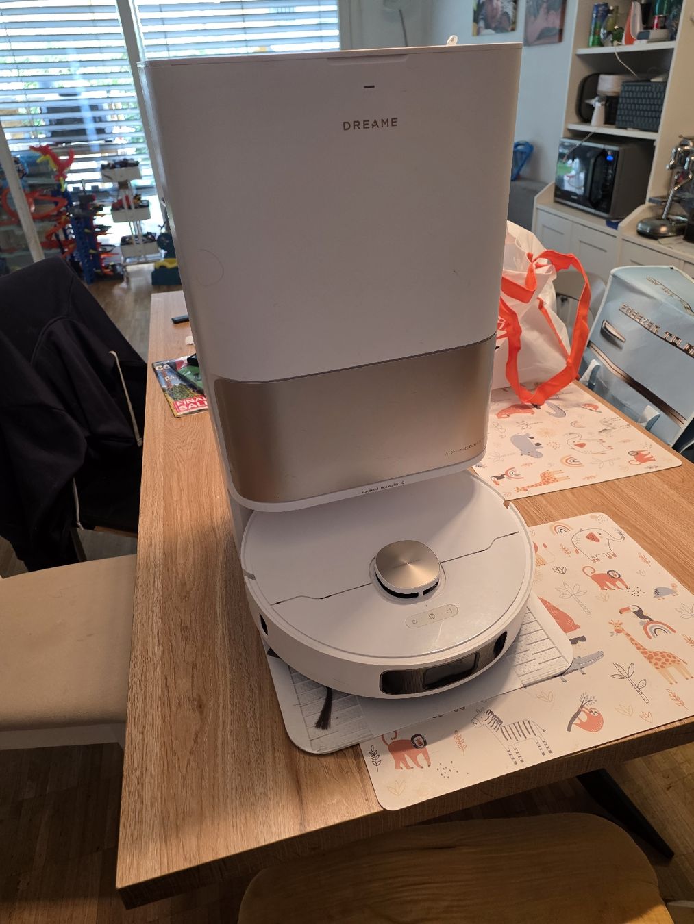 Dreame Aspirapolveri & Accessori: Saug-/ Wischroboter Dreame Bot L10s Ultra – Usato da Brüttisellen venduto da Miralaurea