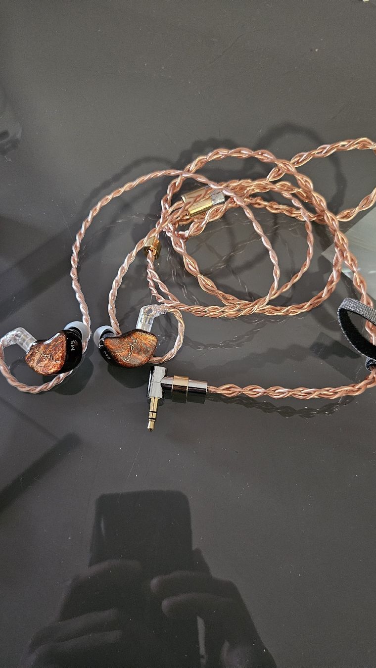 Kopfhörer: Tipsy M5  Gaming in ears – Neu (gemäss Beschreibung) aus Laupen BE von zeh_xd8z 2