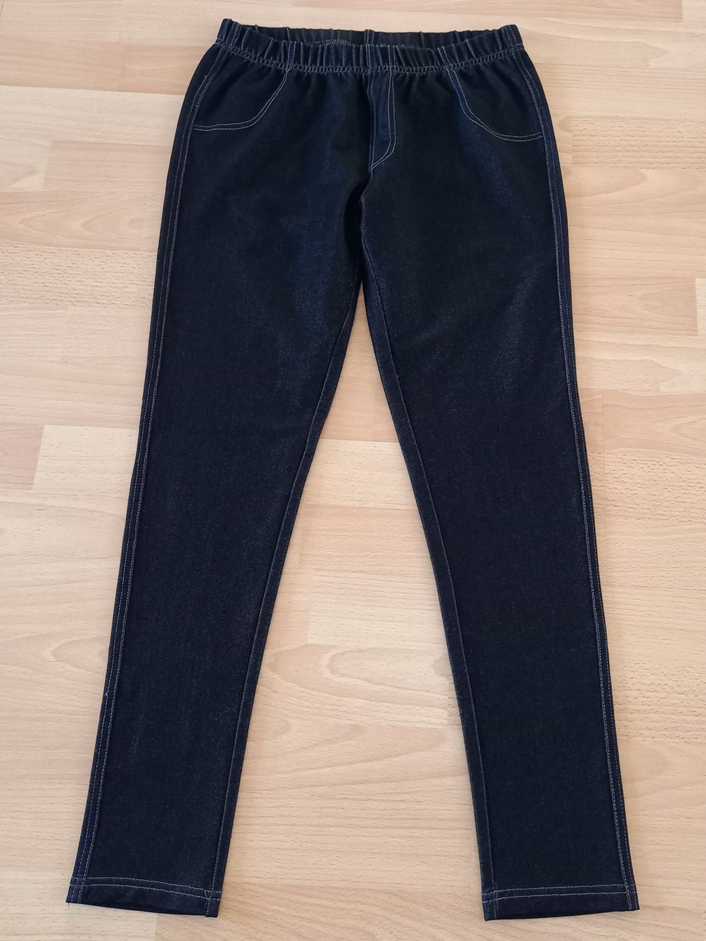 Pantaloni: Schwarze Treggings in Grösse S – Usato da Obernau venduto da Corolli