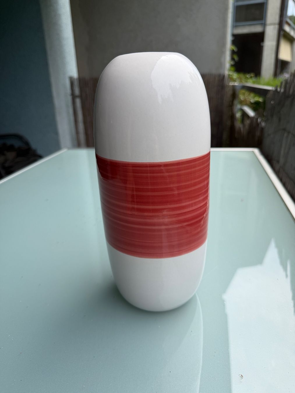 Vase & Récipients: Neuwertige Vase – D'occasion à Niederhasli par MT660
