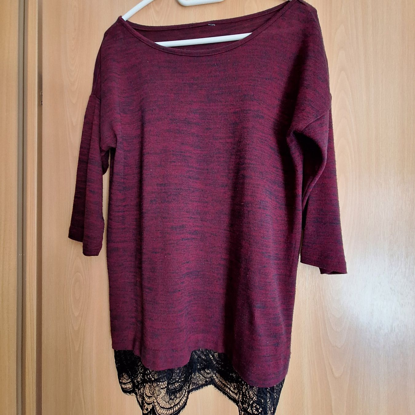 Maglioni & Felpe: Burgunder Pullover mit Spitze, Gr. M, Top Zustand! – Usato da Hettenschwil venduto da Schneuggi2 1