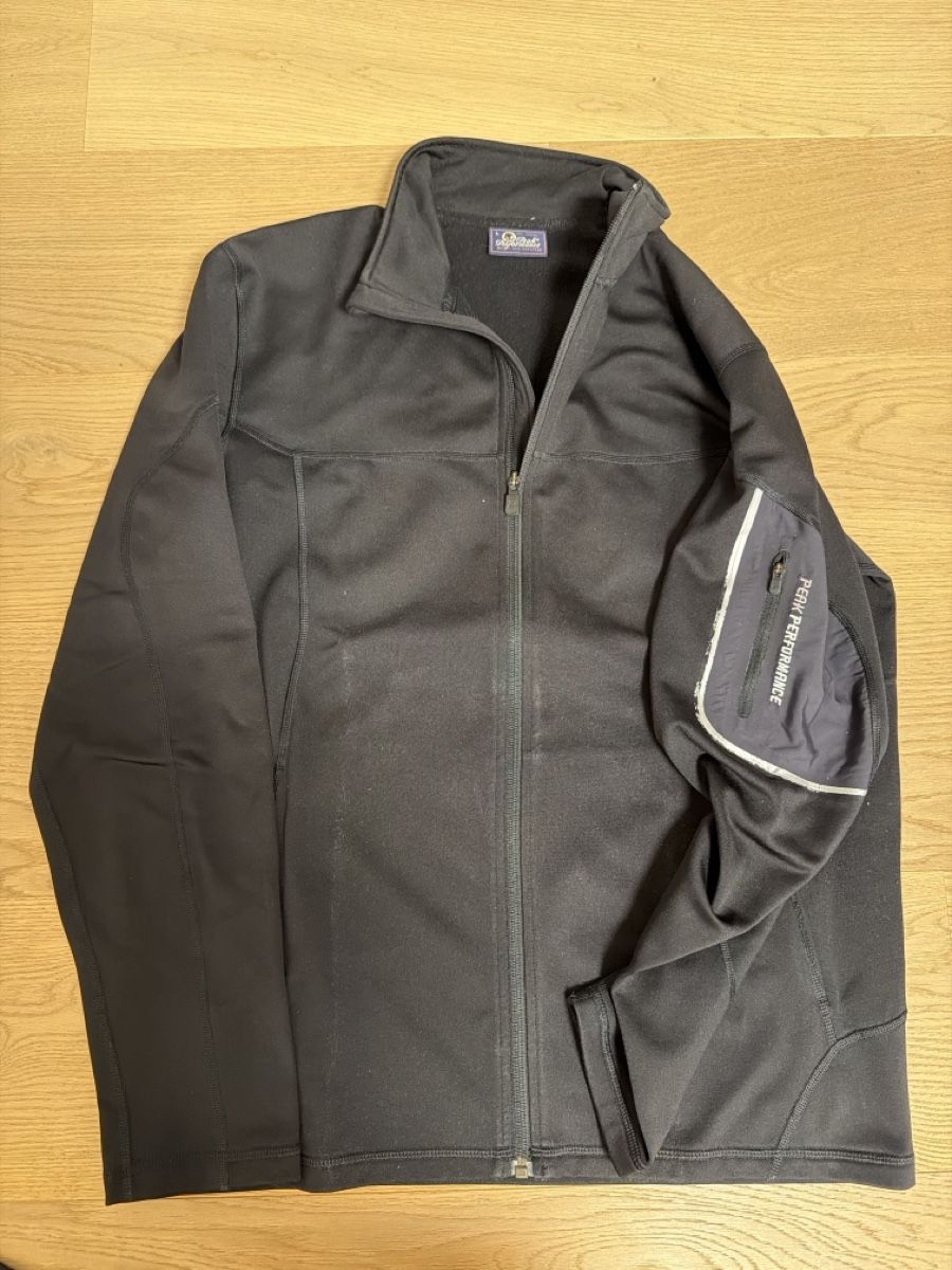 Peak Performance Kleiderpakete: 3 Herren Pullover Falke & Peak Performance – Gebraucht aus Ennetbaden von Katiusia 7