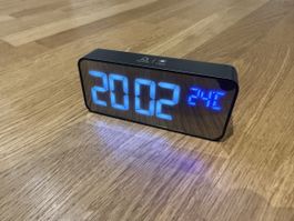 LATEC Digitaler Wecker