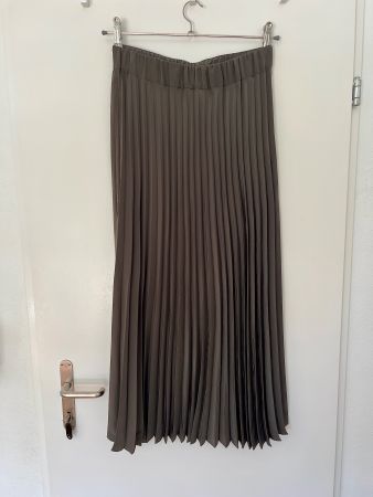 Plissee Rock von P.A.R.O.S.H Gr. S