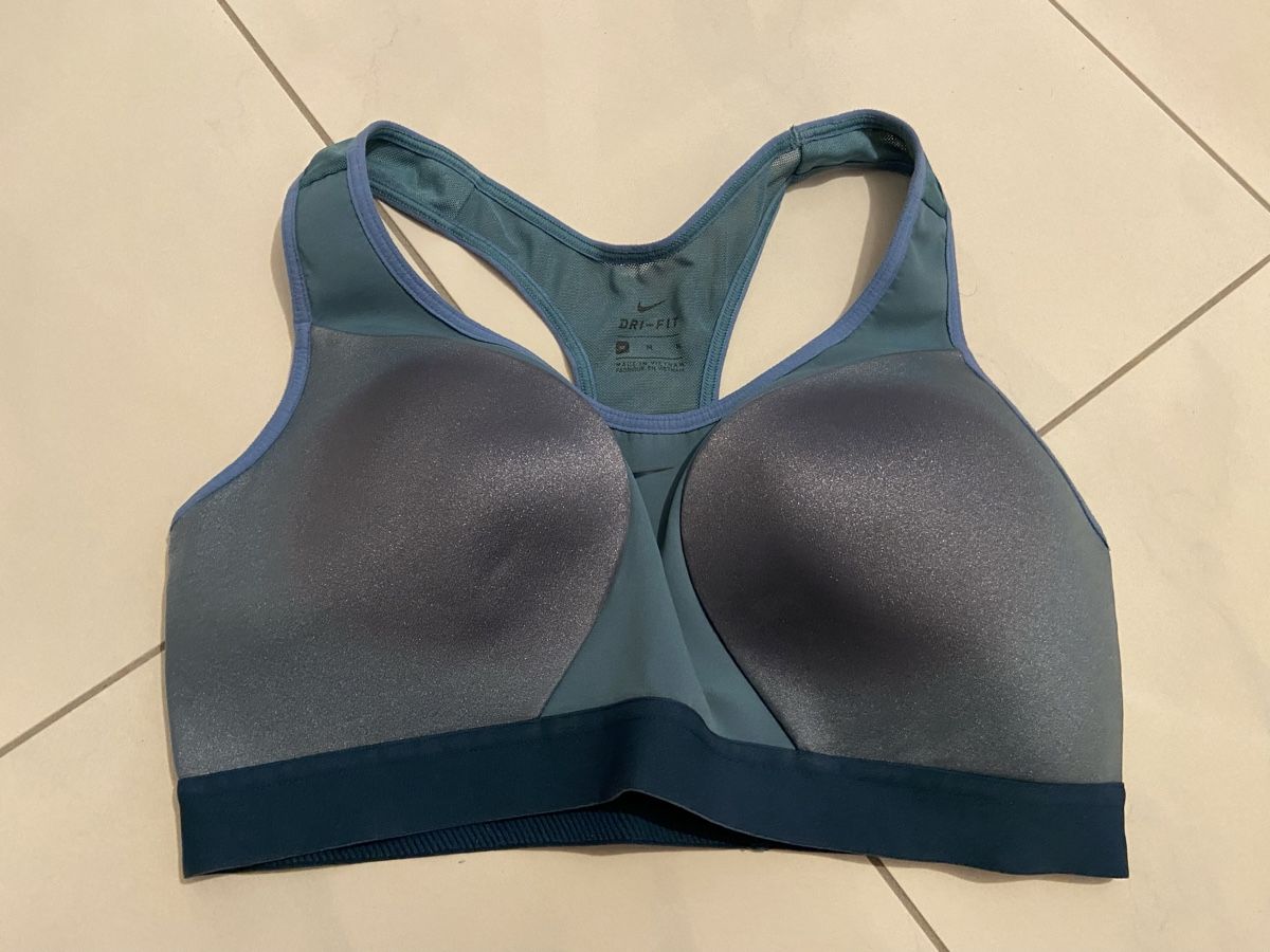 Nike Sonstige Unterwäsche: Nike Sport BH Gr. M – Gebraucht aus Zürich von es8046
