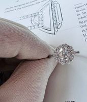 Eleganter Ring mit 1 Karat Moissanit in Größe 7 (EU 54).