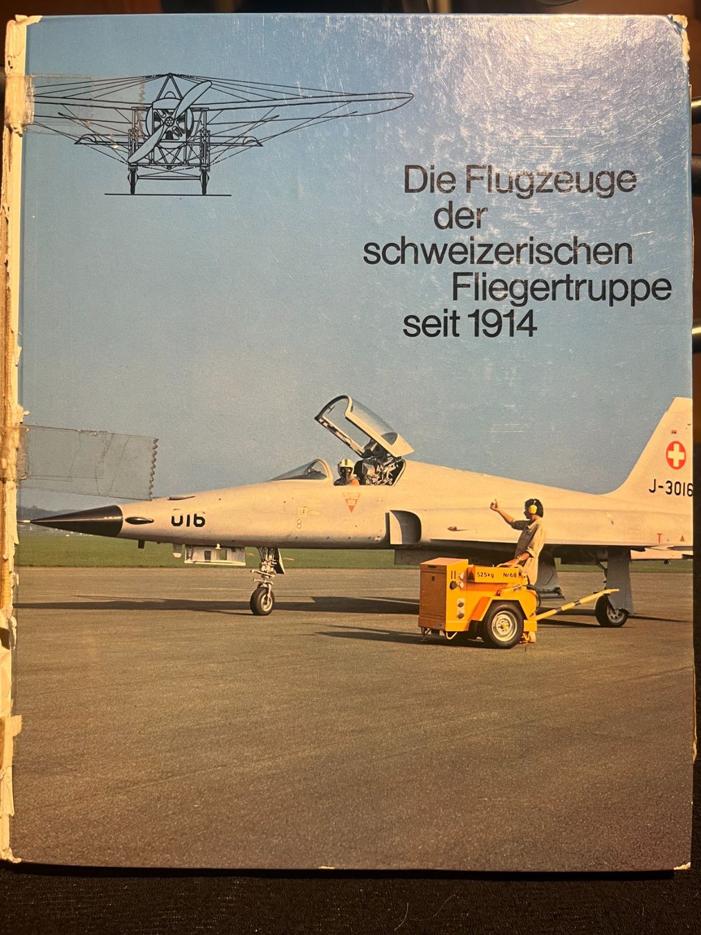 Bücher: Buch mit allen Flugzeugtypen der SAF – Defekt aus Ennenda von Oo1-Zuni