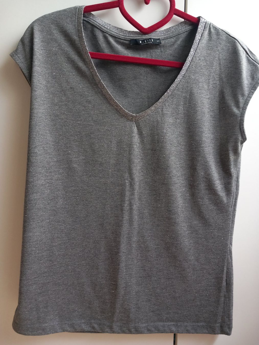 T-Shirts: T-Shirt von Mohito, Gr XXS – Gebraucht aus Bronschhofen von magda_m