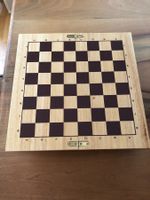 Schachspiel aus Holz mit Figuren gebraucht guter Zustand