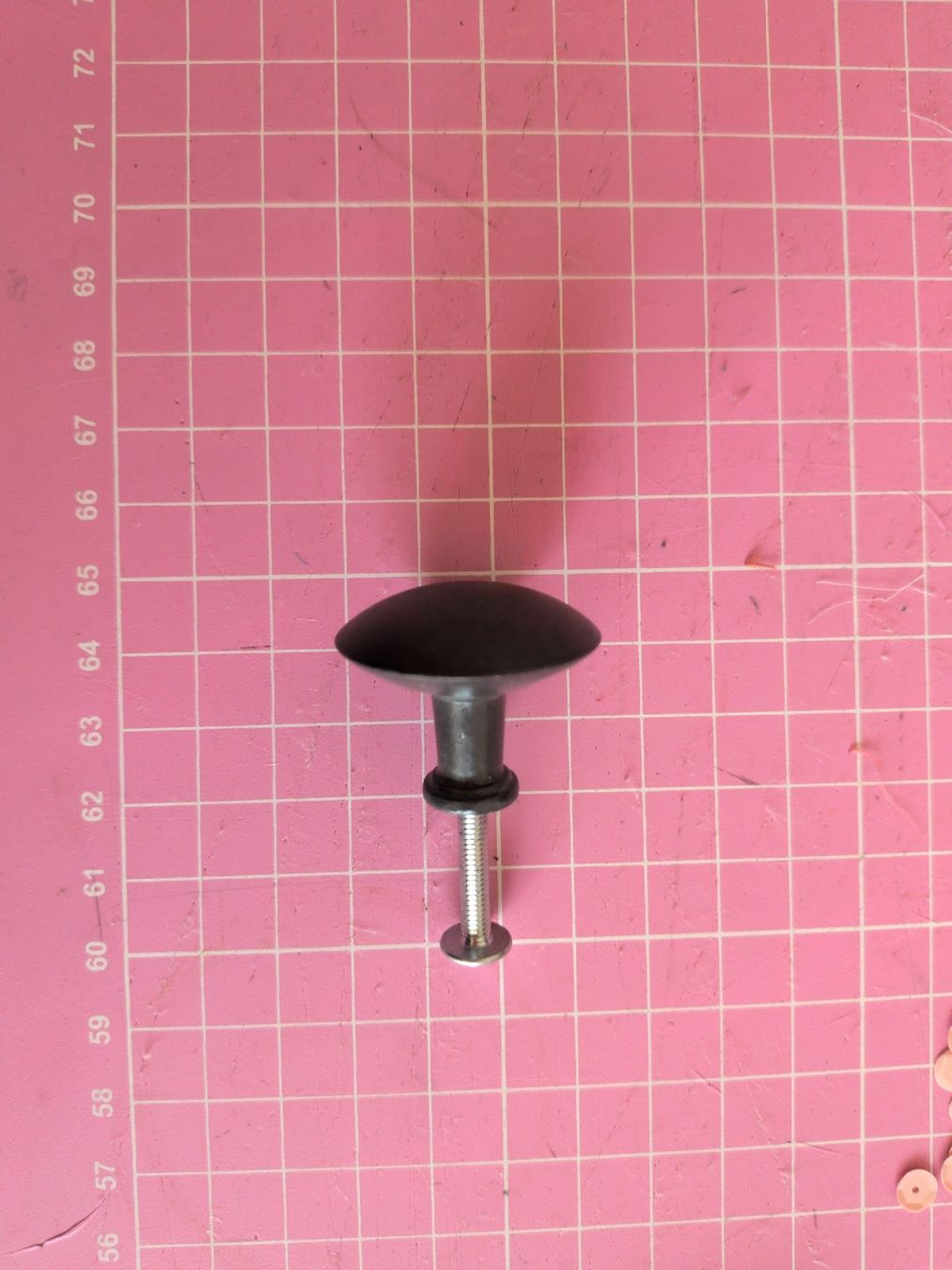 Ikea Fixations: Ikea Möbelgriffe  – D'occasion à Luzern par Sissouuu 1