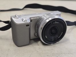 Appareil photo Sony NEX-5 avec objectifs et accessoires