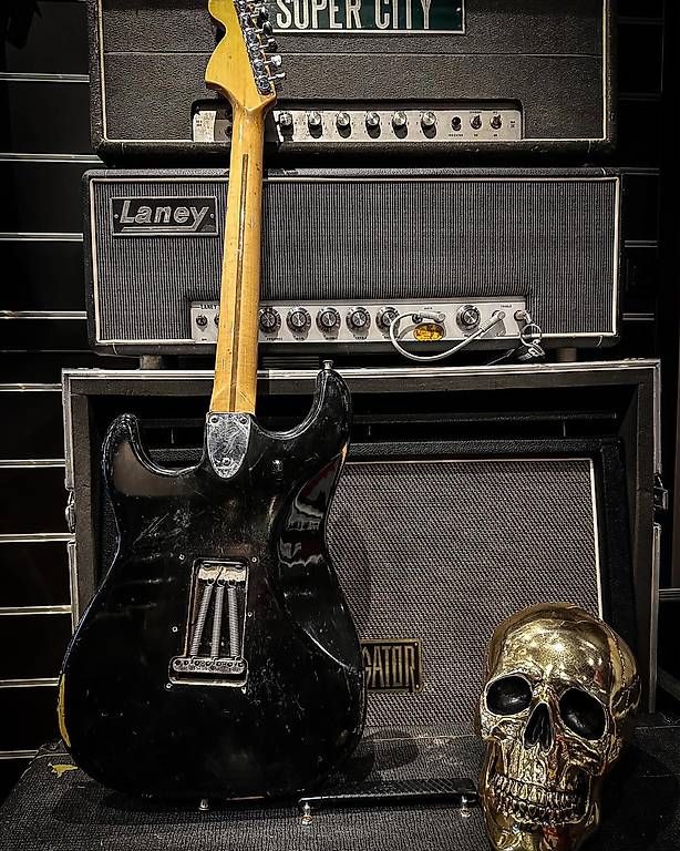Fender Strumenti musicali: Fender Stratocaster 1974 – Usato da Montreux venduto da Alligator-AMPS 3