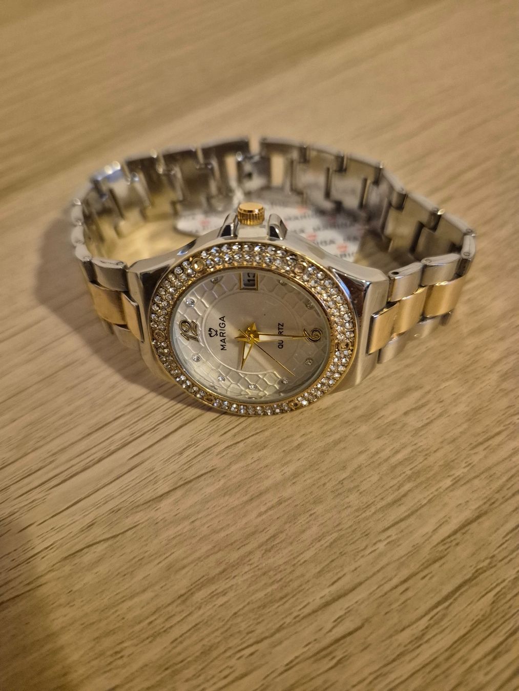 Montres: Damenuhr bicolor mit Datumsanzeige – Neuf avec emballage d'origine à Zürich par zah_967f 2