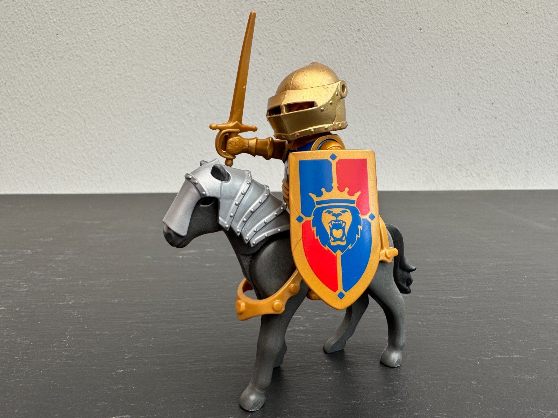 Playmobil Jouets: Playmobil Set mit Rittern auf Pferden – D'occasion à Oberentfelden par PriMaSi 2