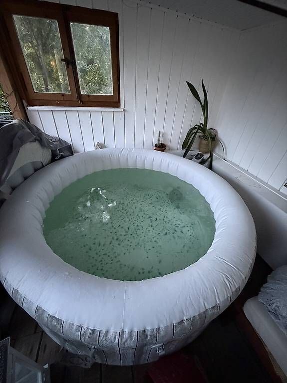 Bains à remous: Neuwertiger Whirlpool / Spa – D'occasion à Gümligen par 88happy