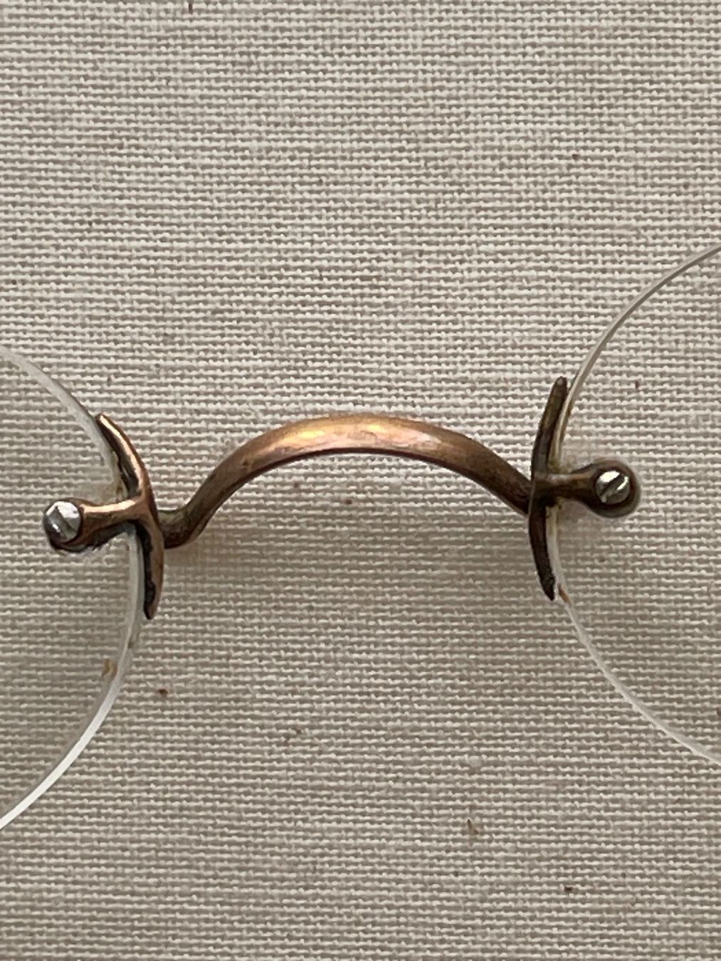 Brillen & Gläser: Alte Brille um 1920 mit Originaletui – Gebraucht aus Hinwil von Dts100 3