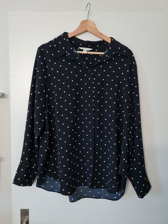 Elegante Damenbluse von H&M mit Pünktchen