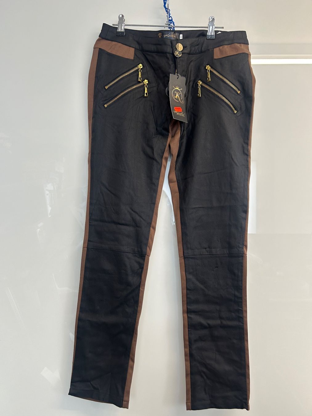 Pantaloni: Trendige Hose Gr XL NEU – Nuovo e nell'imballaggio originale da Regensdorf venduto da Spyke55