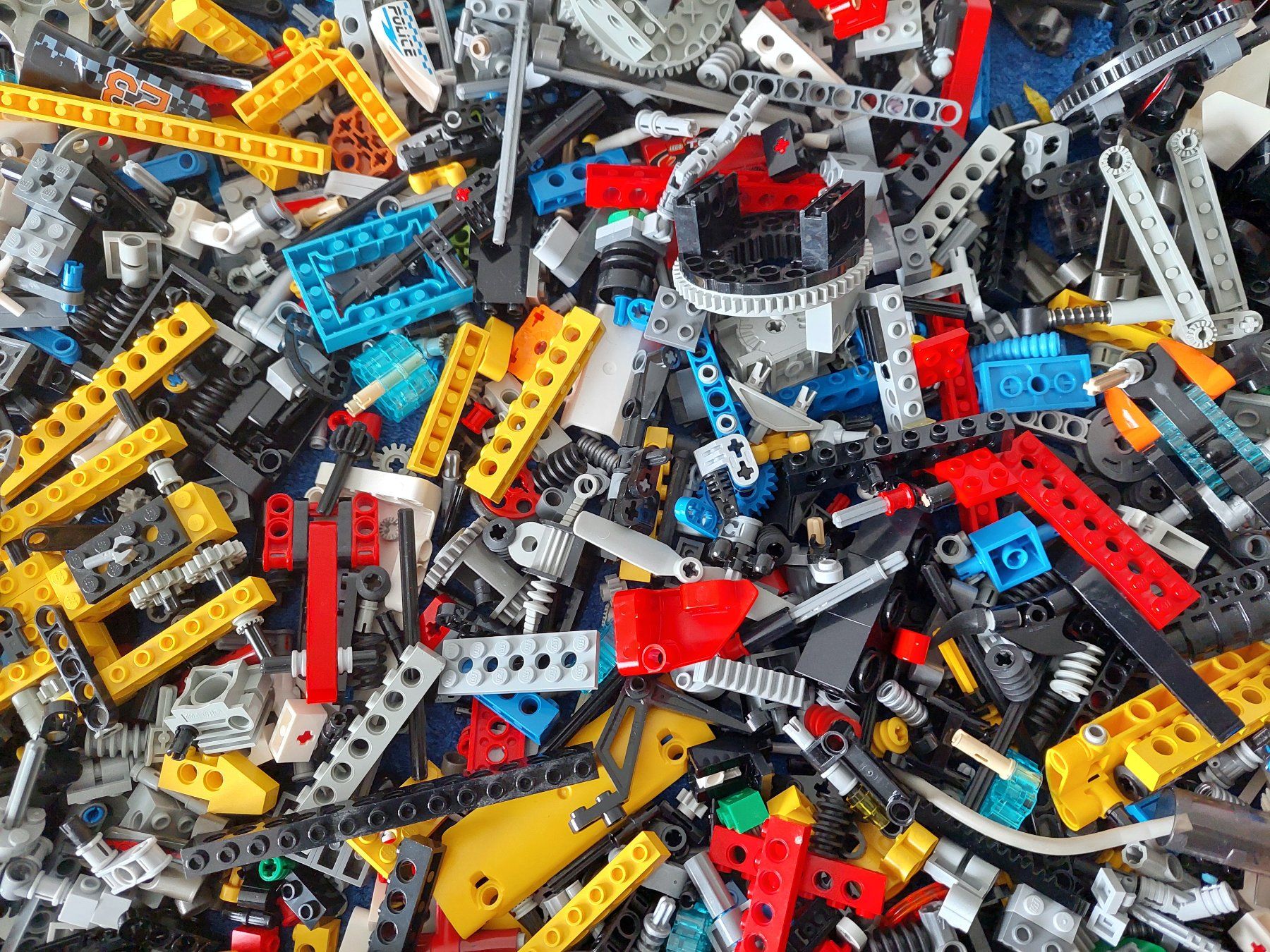 Lego Baukästen: Lego ein Sack voller Technikteile (Bitte Bilder ansehen) – Gebraucht aus Altenrhein von schalumpfi 4