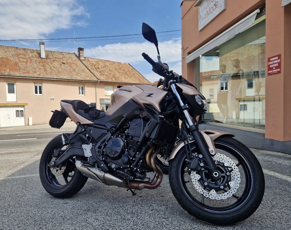 Kawasaki Strada: Kawasaki Z 650 Performence – Nuovo (secondo la descrizione) da Biglen venduto da adrian017 4