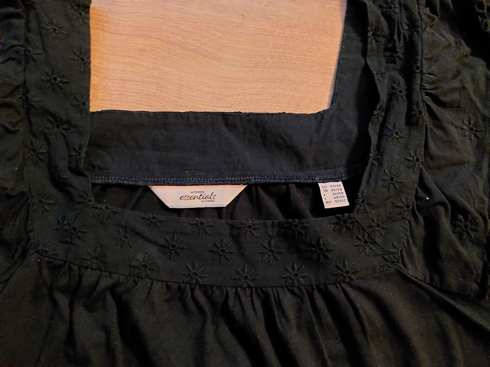 Tchibo Top: Sommerliches Top "Essentials" tchibo, Gr 44, dunkel blau – Usato da Büttikon AG venduto da lca_v7pb 1