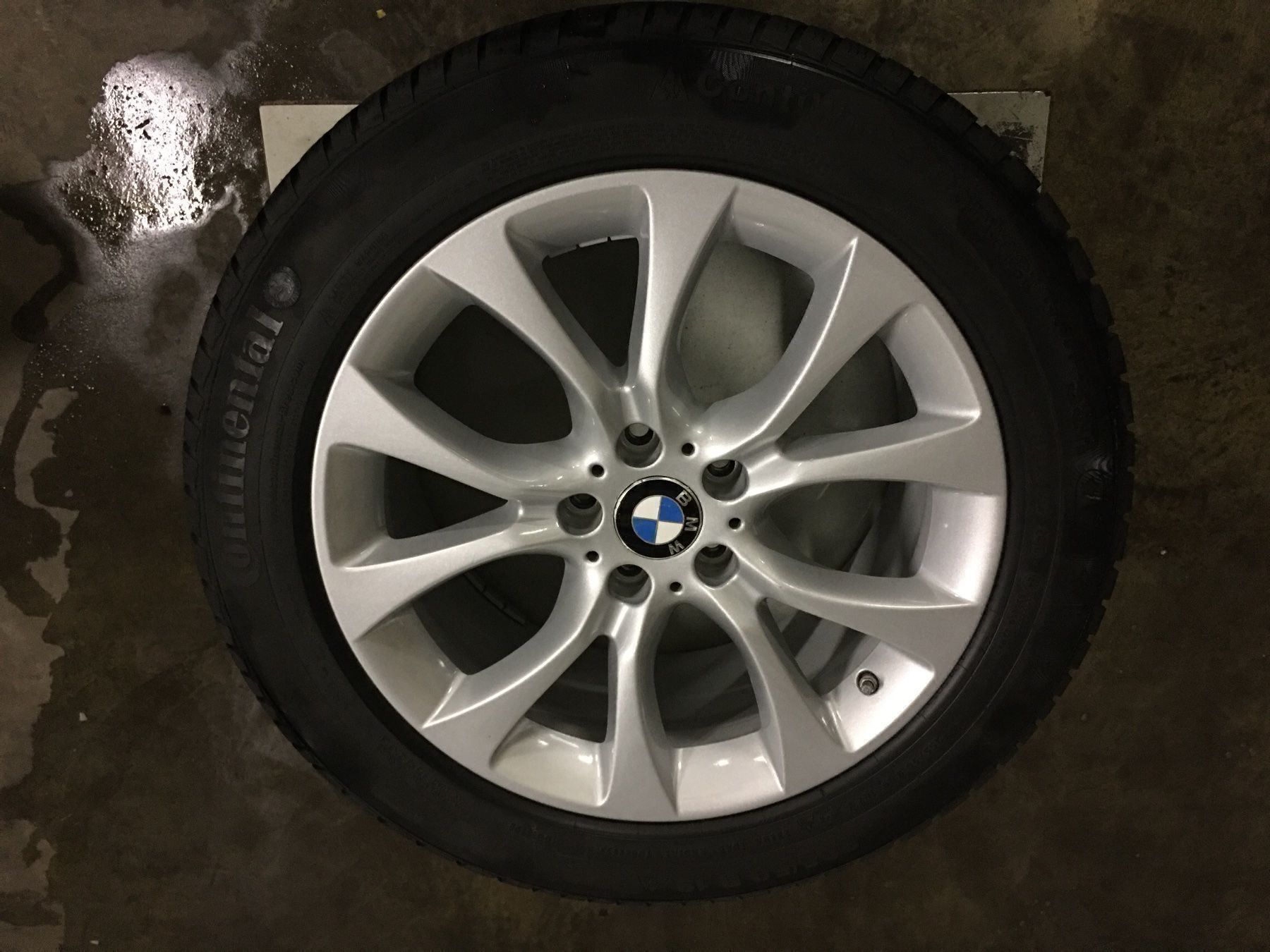 BMW Pneus & Kompletträder: Original Winterräder BMW X5 E70 F15 – Gebraucht aus Feuerthalen von ItsKruusty