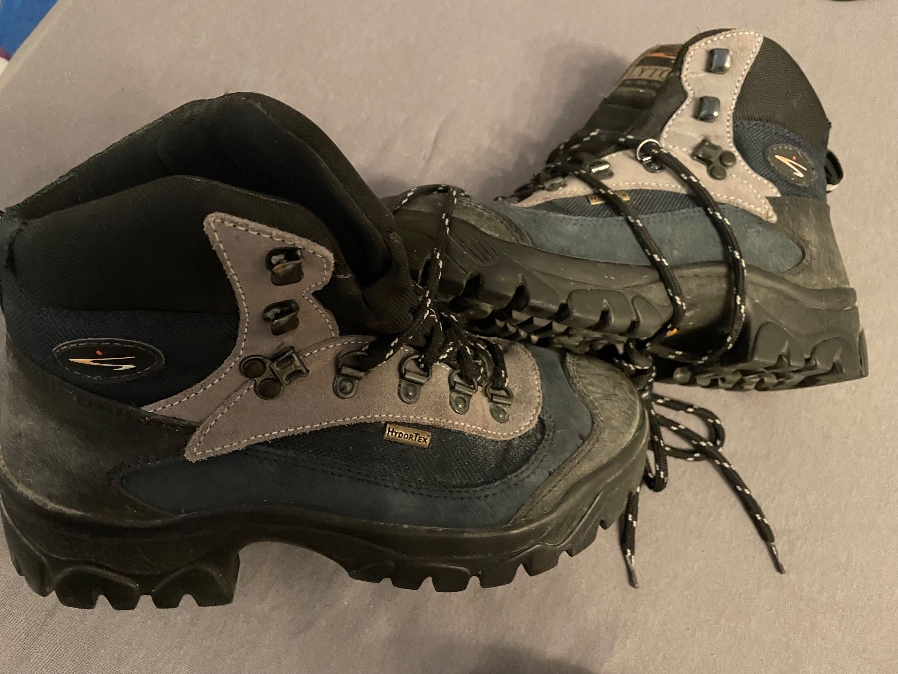 Scarpe da uomo: Wanderschuhe / Bergschuhe, Grösse 37, Top! – Usato da Rothrist venduto da Gyzmo69