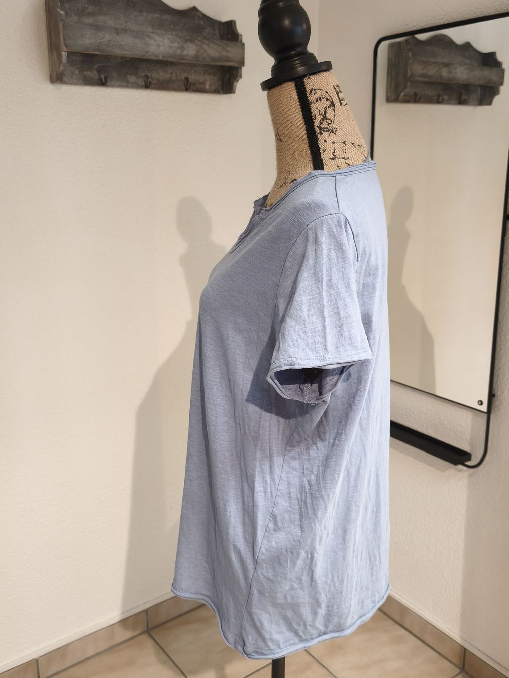 T-shirt: Chicoree Shirt, Gr. L, Top Zustand,  hellblau! – Usato da Emmetten venduto da SecondhandSiska 1