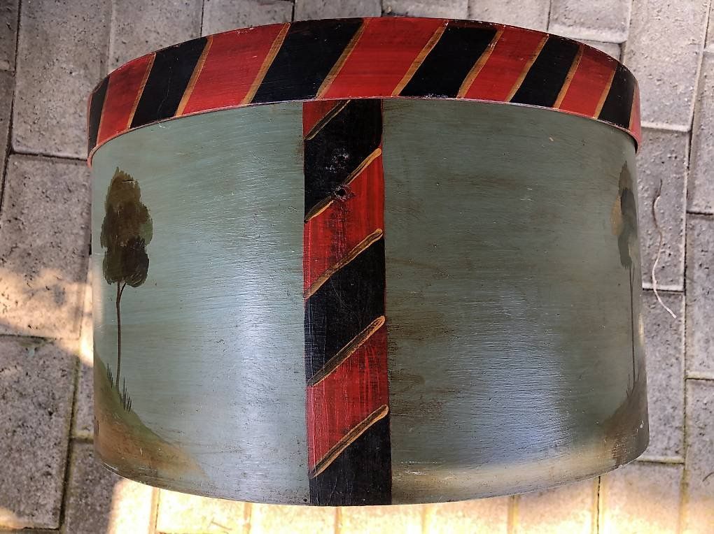 Foto & Immagini: Antike bemalte Holzdose, Unikat Soldaten, Bern Stadtwache – Usato da Koblenz venduto da Forellenteich 5