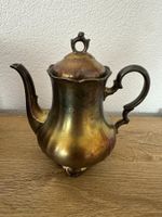 Cafetière ancienne en porcelaine argentée vintage