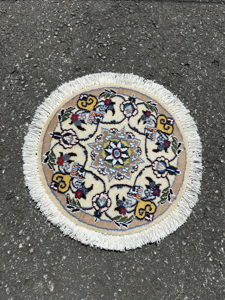 Tapis: Runder Teppich  – Neuf (Voir description) à Schwende par weesli 3