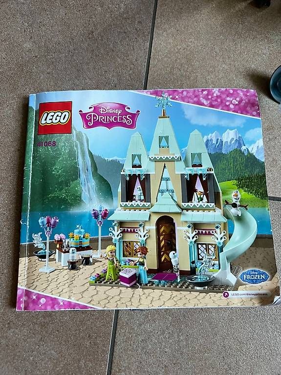 Giocattoli: Lego Schloss Anna und Elsa – Usato da Sirnach venduto da andreasbr74 3