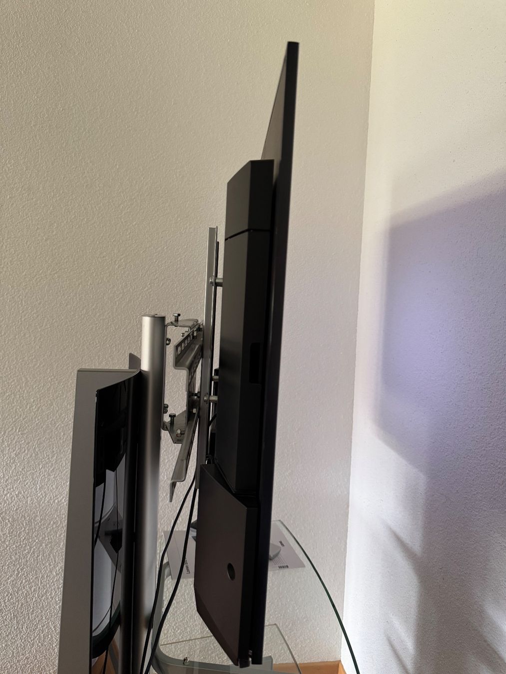 Loewe Televisori: Loewe bild 3.43 Fernseher/TV – Usato da Moosseedorf venduto da SDmedia 5